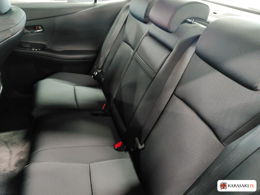 Lexus HS 2012 z aukcji japońskiej