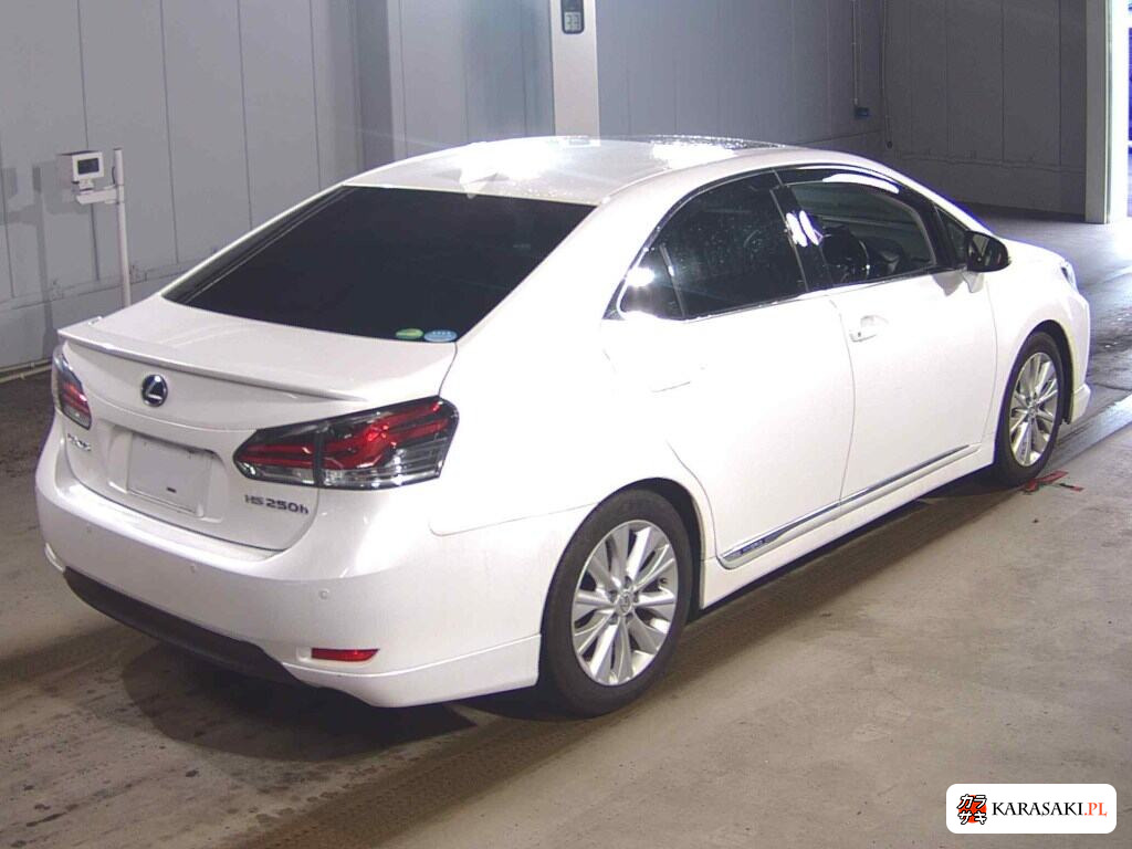 Lexus HS 2016 z aukcji japońskiej