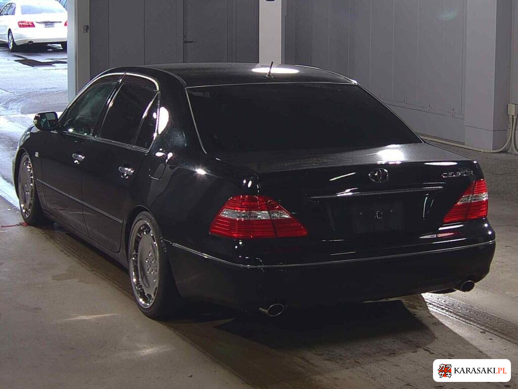 Toyota Celsior 2003 z aukcji japońskiej