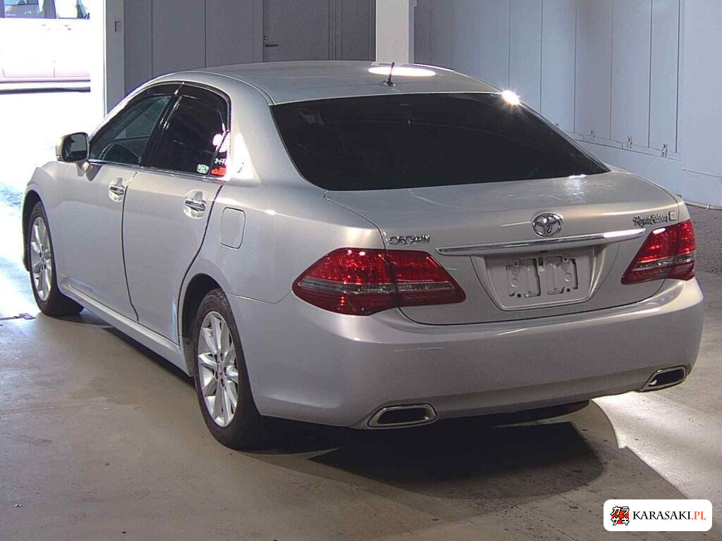 Toyota Crown 2008 z aukcji japońskiej