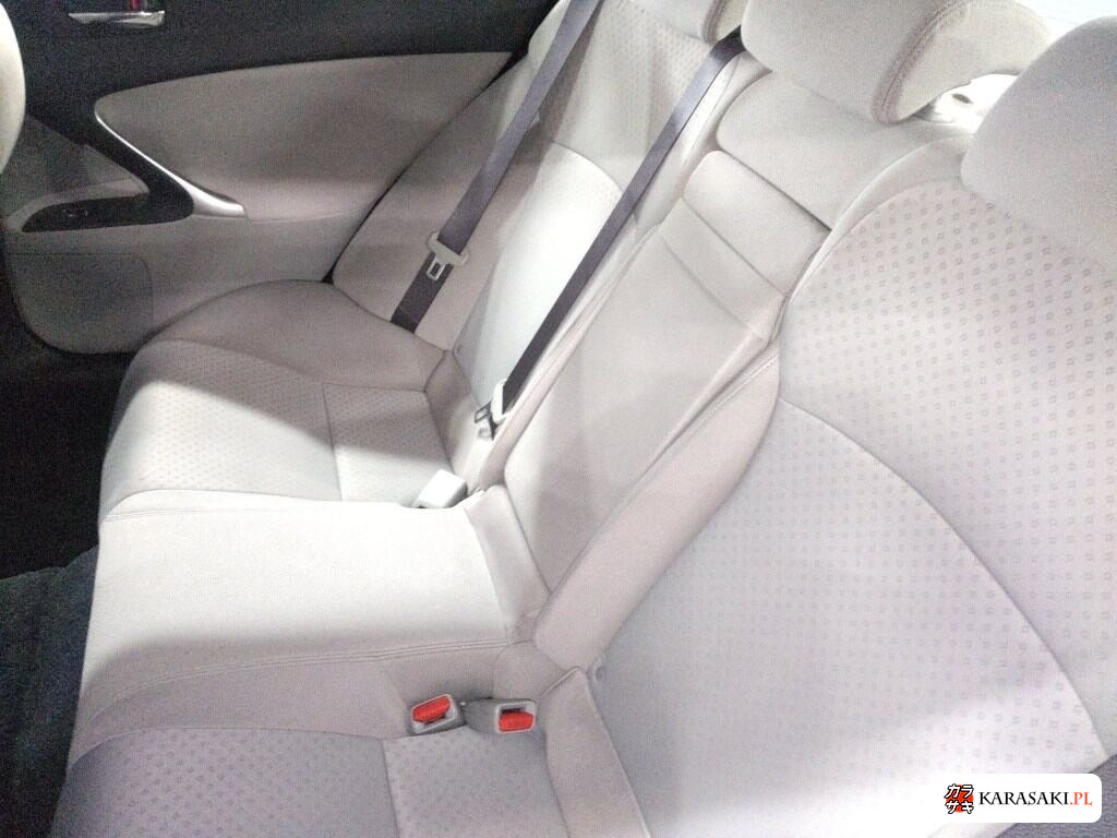 Lexus Is 2005 z aukcji japońskiej
