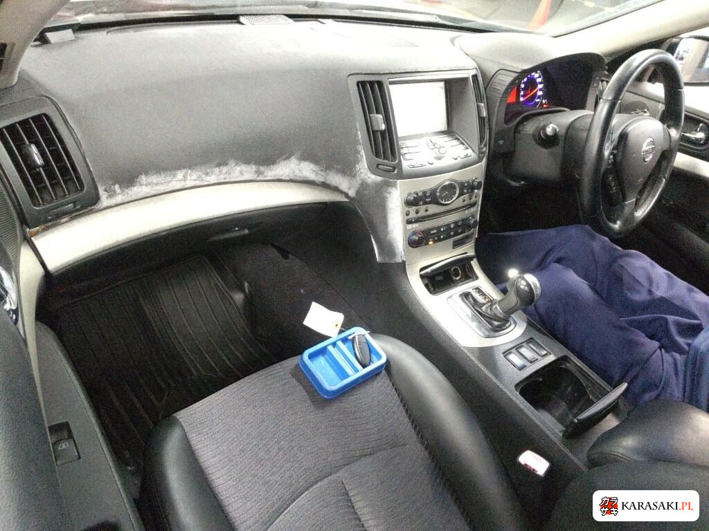 Nissan Skyline 2008 z aukcji japońskiej