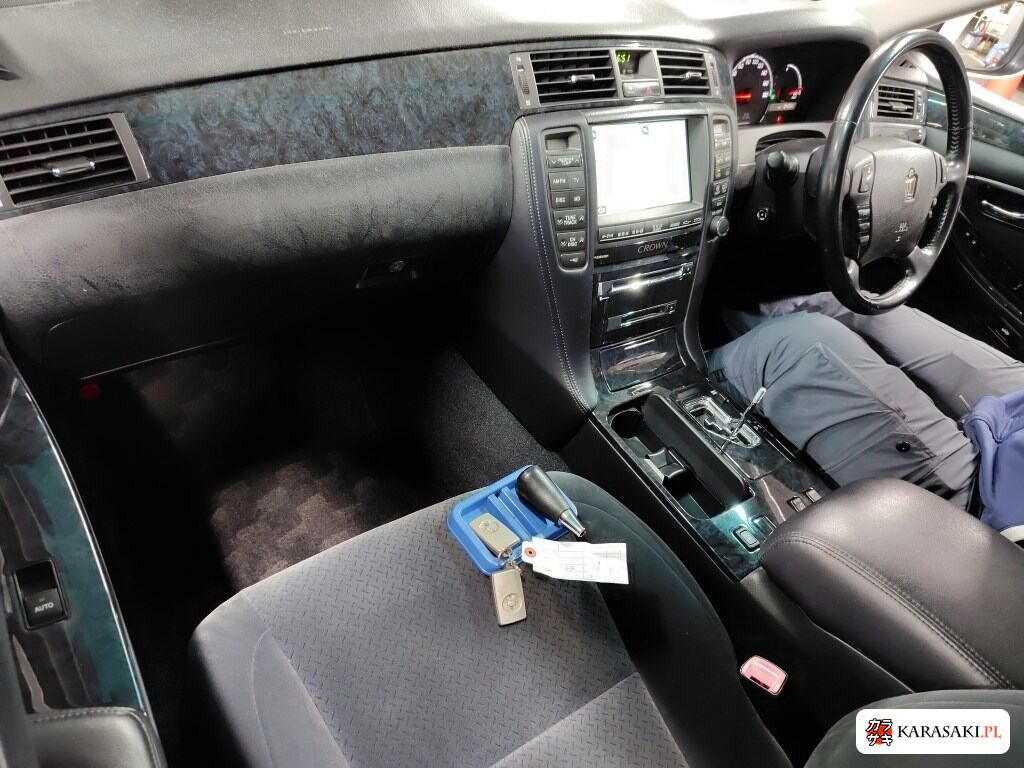 Toyota Crown 2007 z aukcji japońskiej