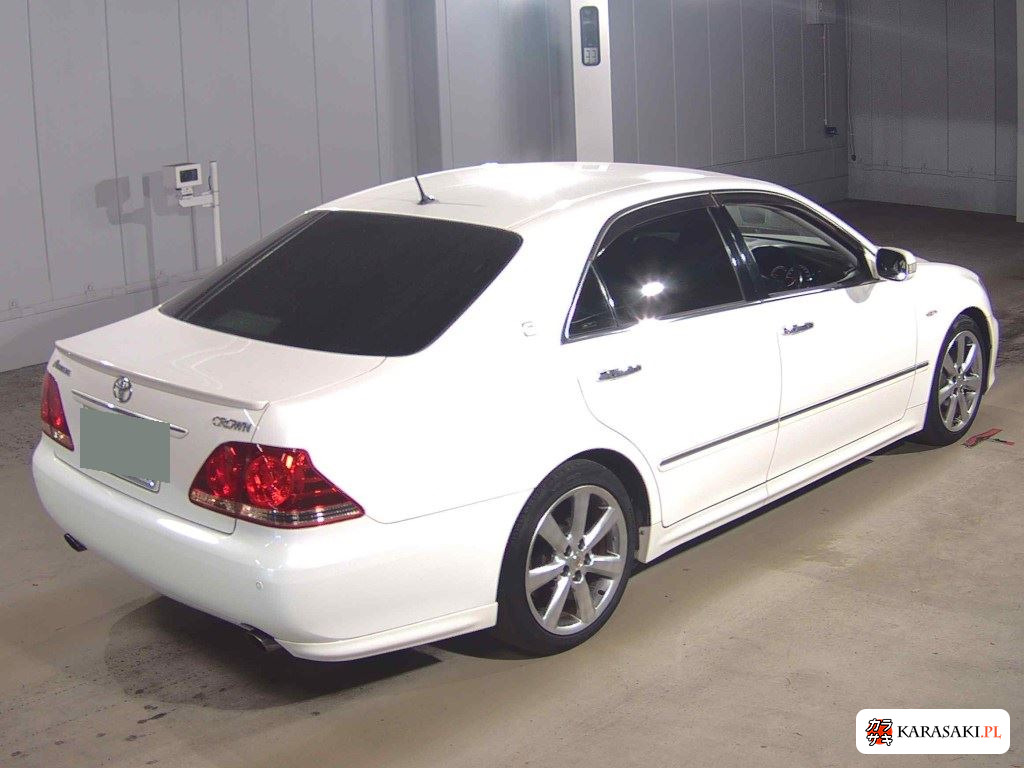 Toyota Crown 2007 z aukcji japońskiej