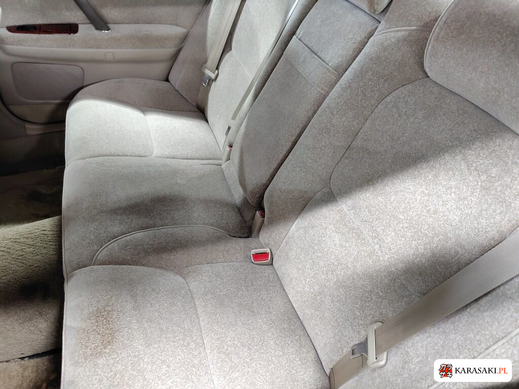 Toyota Crown 2000 z aukcji japońskiej