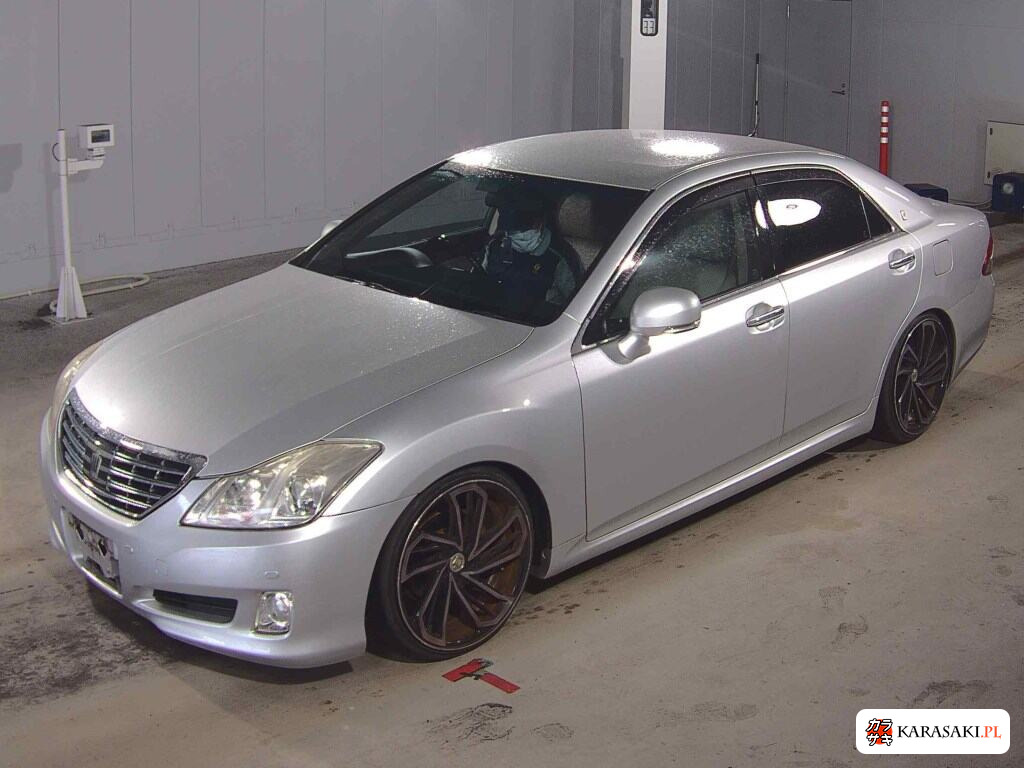 Toyota Crown 2009 z aukcji japońskiej
