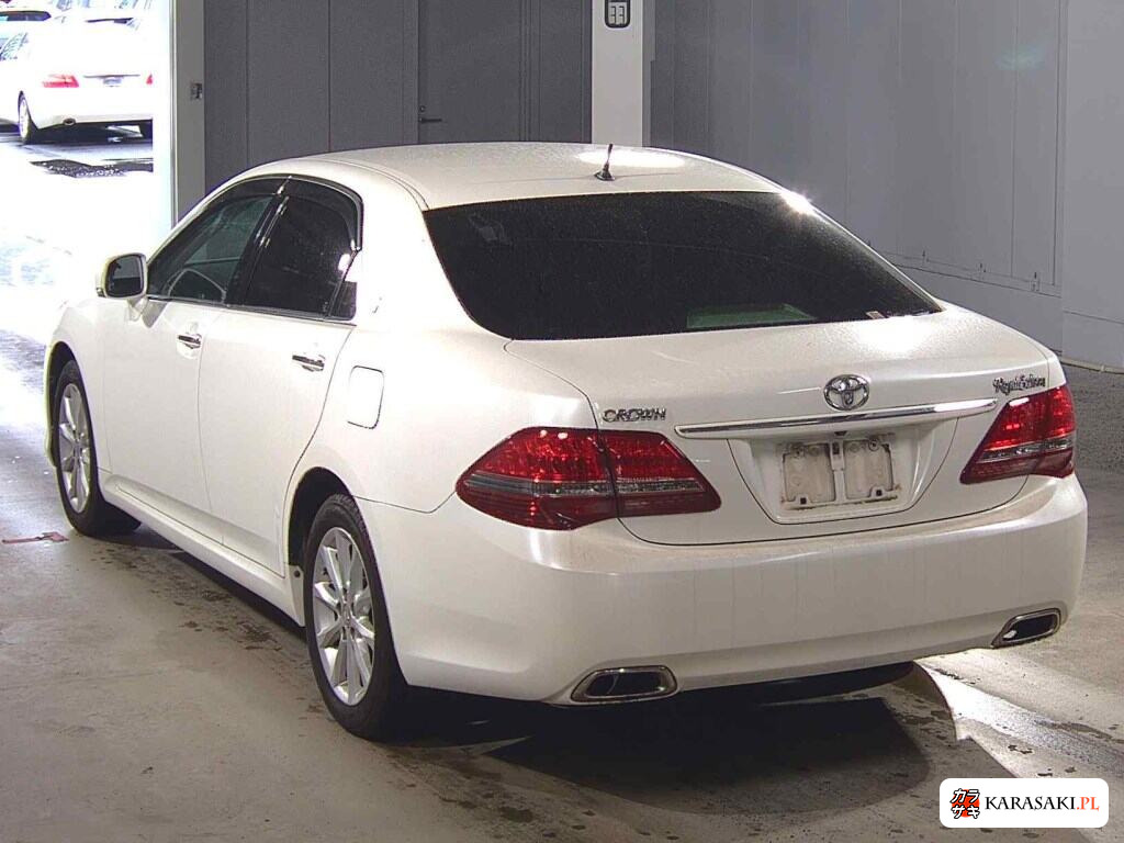 Toyota Crown 2009 z aukcji japońskiej