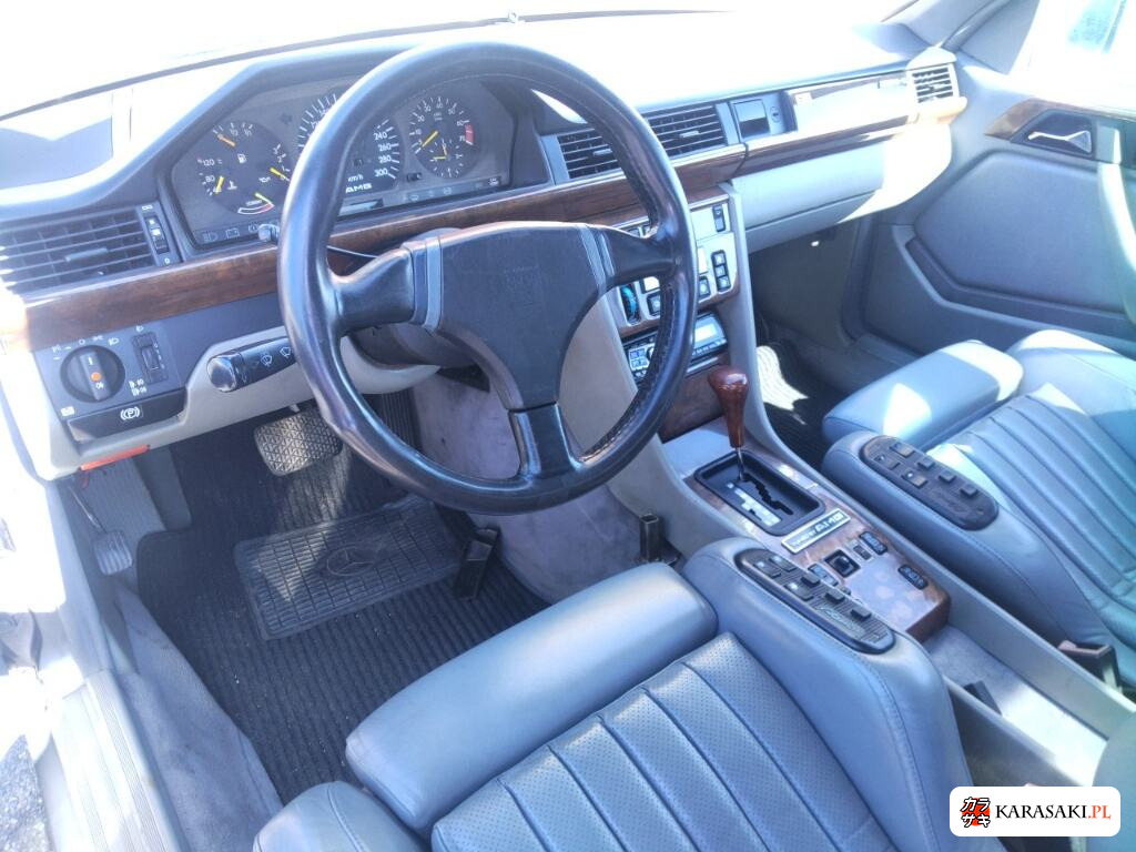 AMG Medium Class 1990 from a Japanese auction