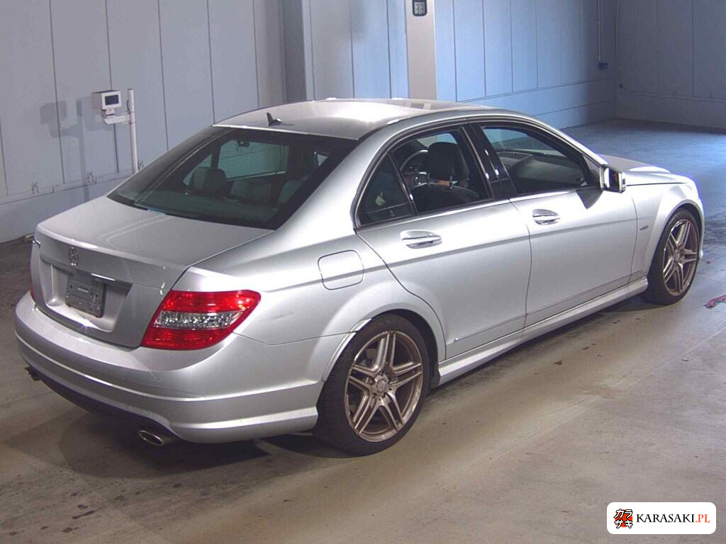 Mercedes-Benz C-Class 2009 з японського аукціону