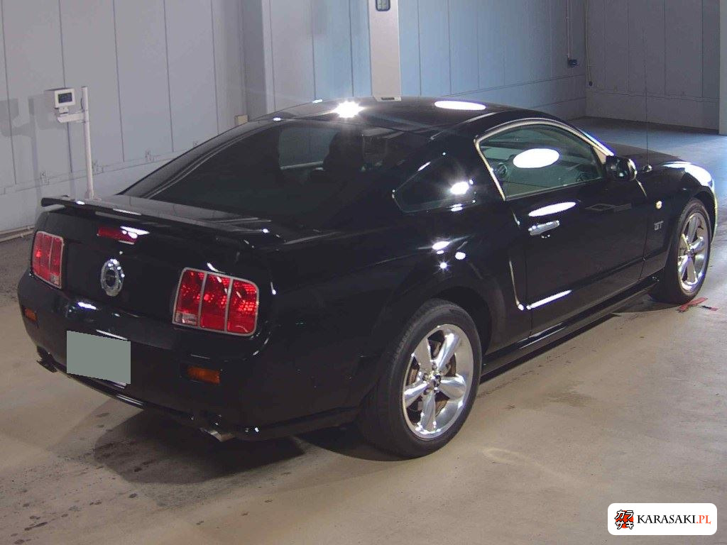 Ford Mustang 2008 z aukcji japońskiej