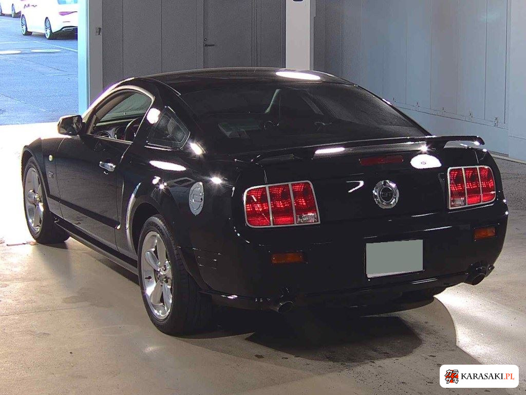 Ford Mustang 2008 z aukcji japońskiej