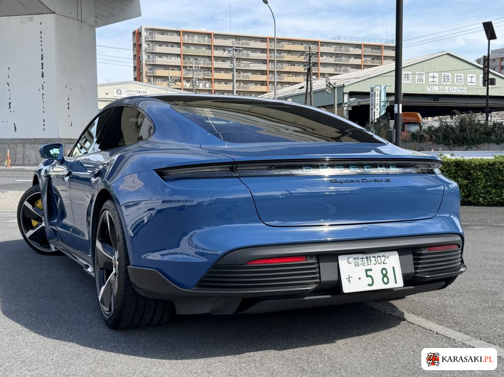 Porsche Taycan 2024 z aukcji japońskiej