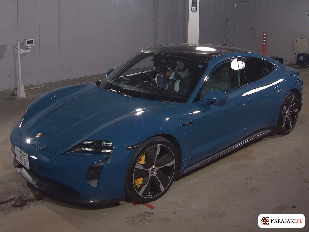 Porsche Taycan 2024 z aukcji japońskiej