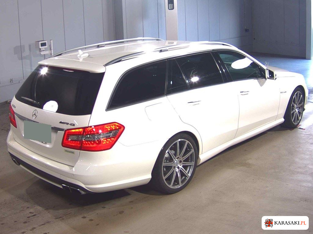 Mercedes-Benz E-Class Stationwagon 2012 z aukcji japońskiej