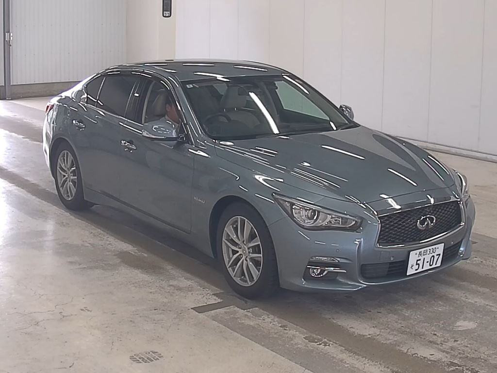 Nissan Skyline 2016 z aukcji japońskiej