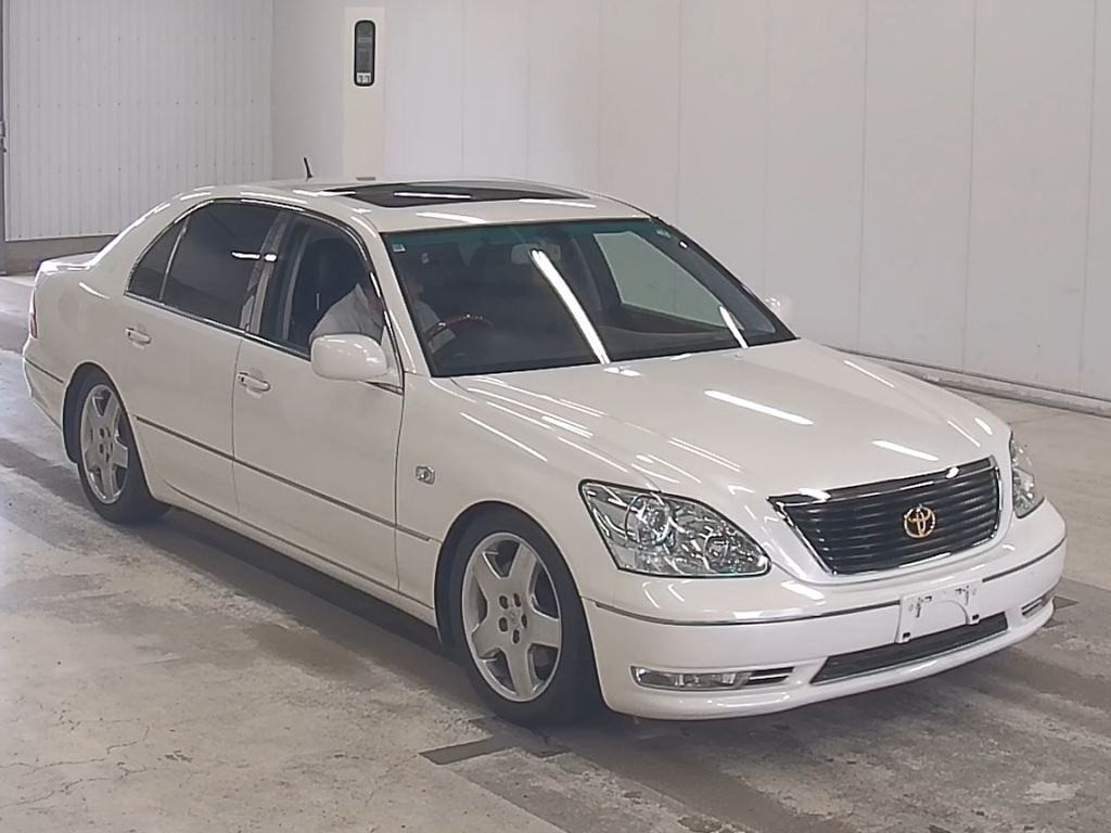 Toyota Celsior 2003 z aukcji japońskiej
