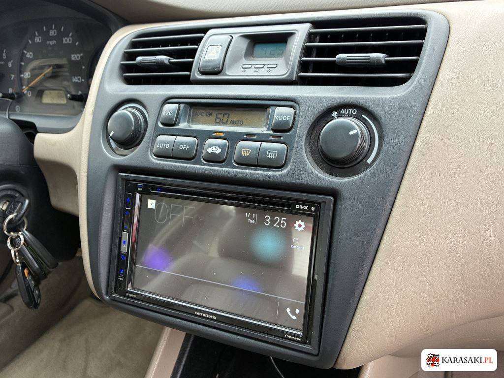 2005 America Honda Accord Base Grade 11