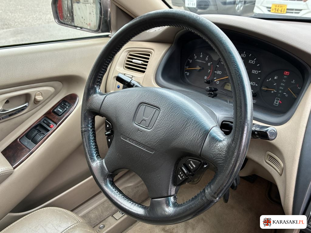 2005 America Honda Accord Base Grade 13