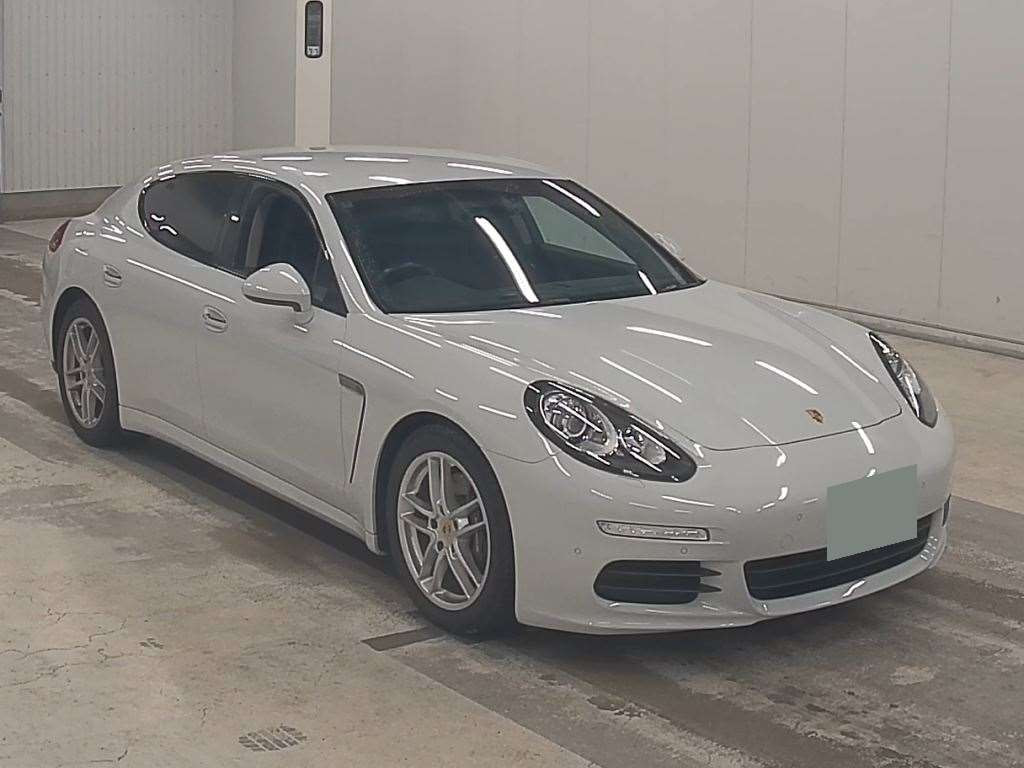 Porsche Panamera 2016 z aukcji japońskiej