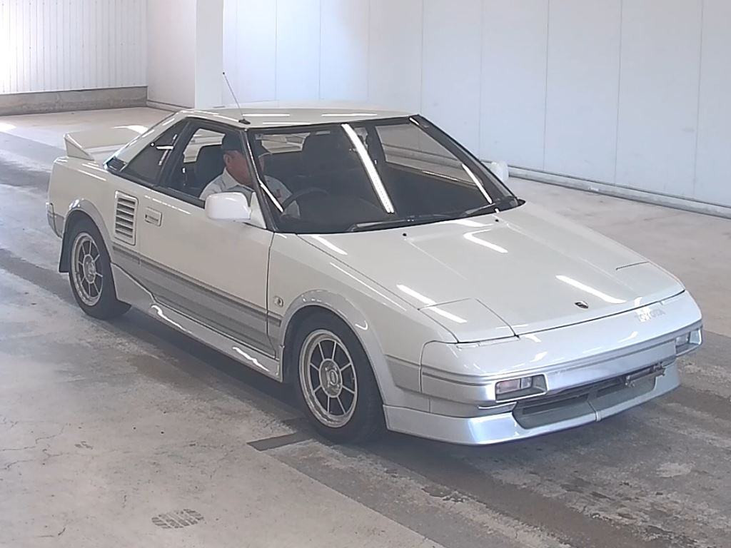Toyota MR2 1989 z aukcji japońskiej