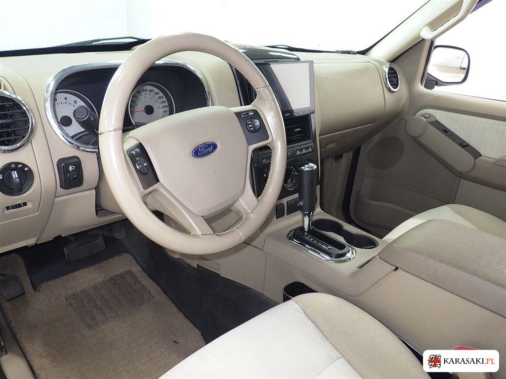 2010 Ford Explorer Sport Trac 4WD XLT 6