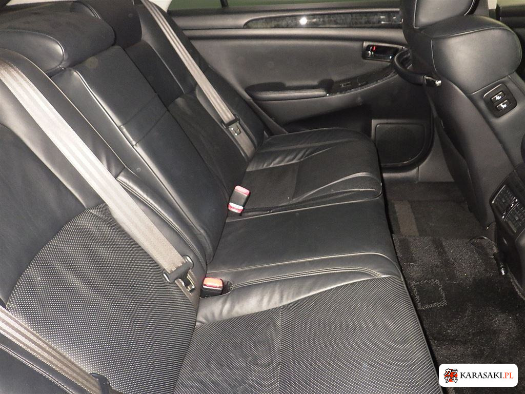 Toyota Crown 2006 z aukcji japońskiej