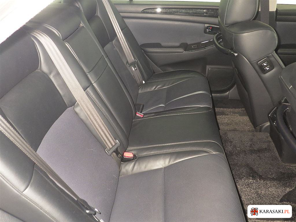 Toyota Crown 2007 z aukcji japońskiej