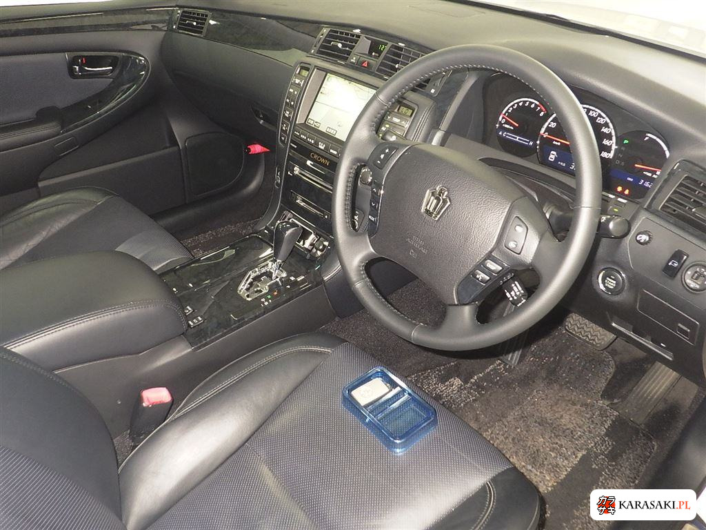 Toyota Crown 2007 z aukcji japońskiej