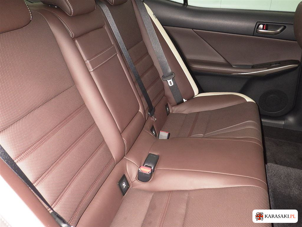 Lexus Is 2019 з японського аукціону