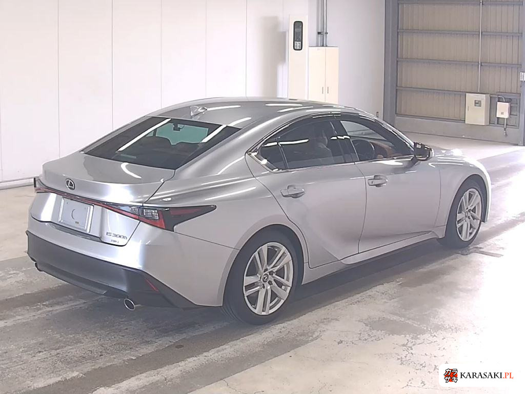 Lexus Is 2023 з японського аукціону