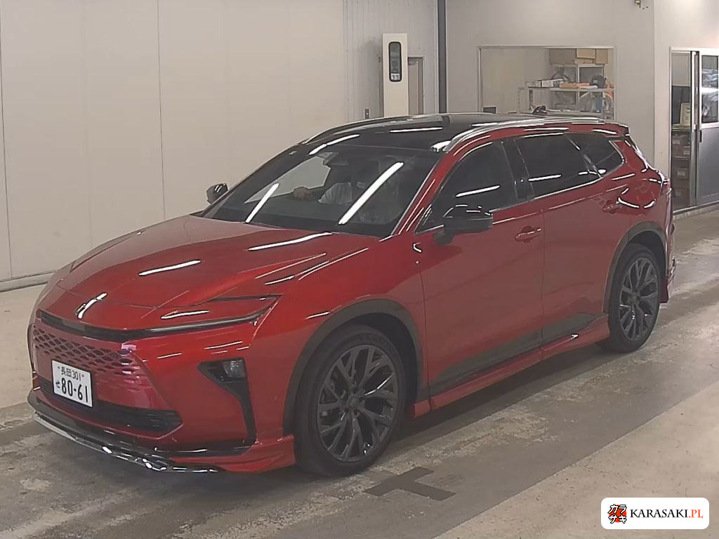 Toyota Crown Estate 2025 z aukcji japońskiej