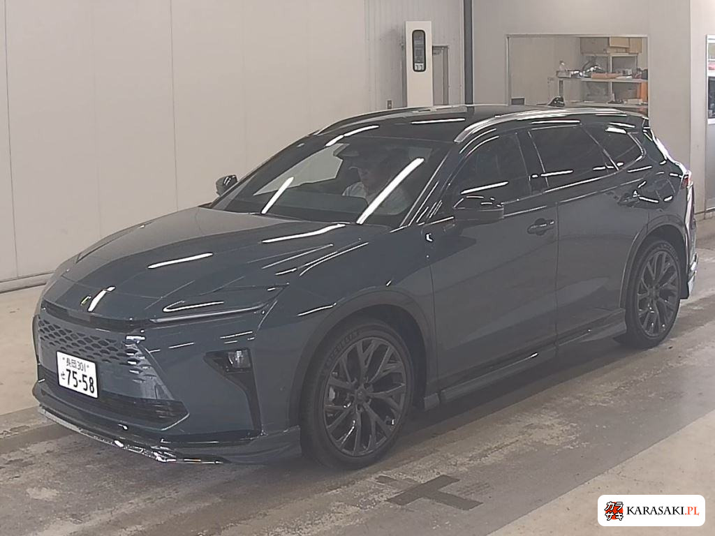 Toyota Crown Estate 2025 z aukcji japońskiej