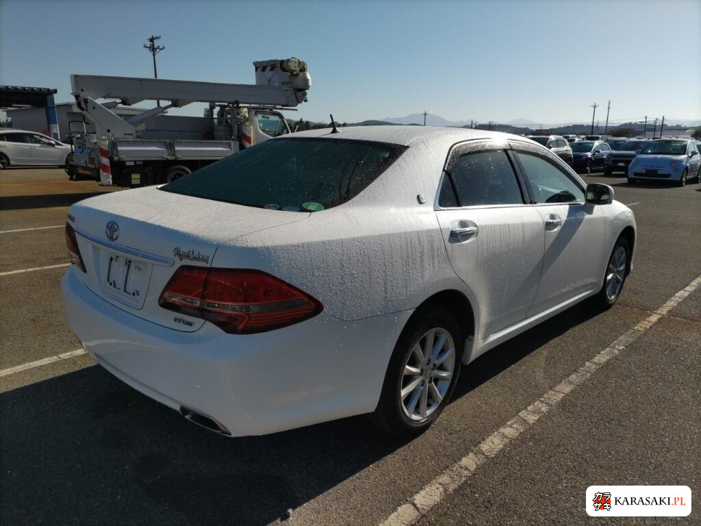 Toyota Crown 2009 z aukcji japońskiej