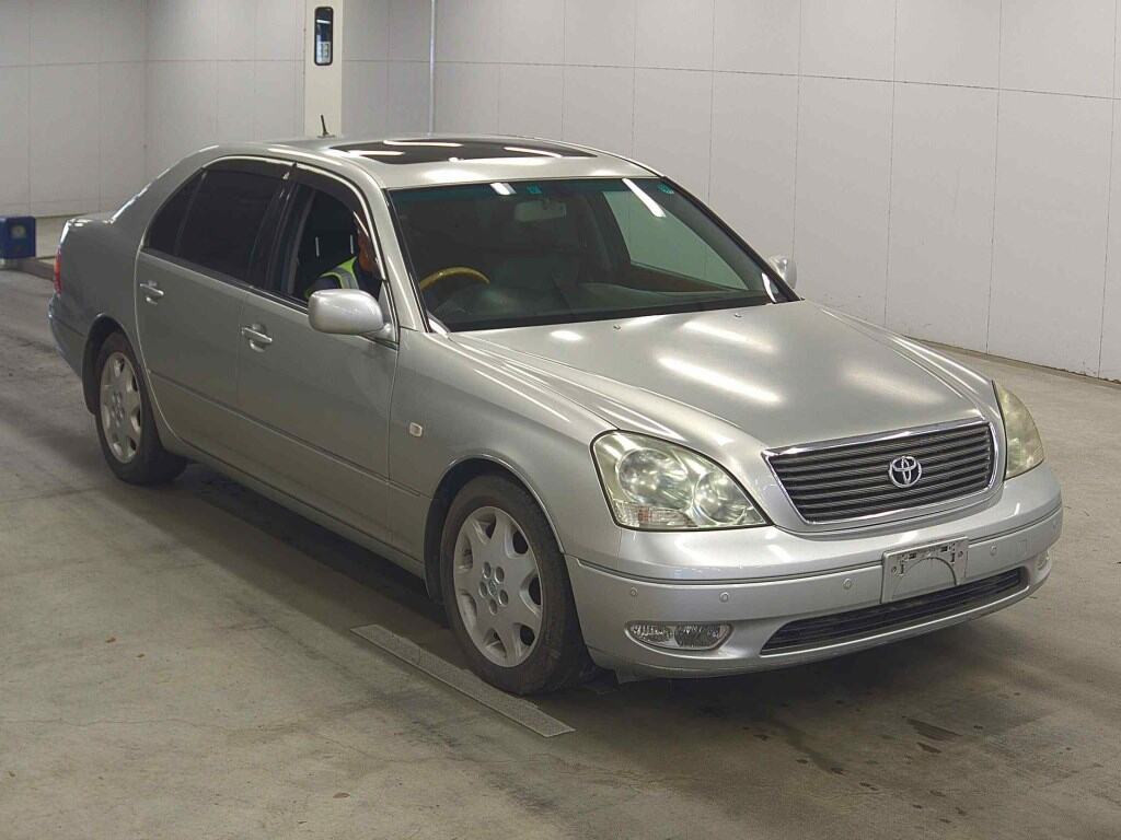 Toyota Celsior 2001 z aukcji japońskiej