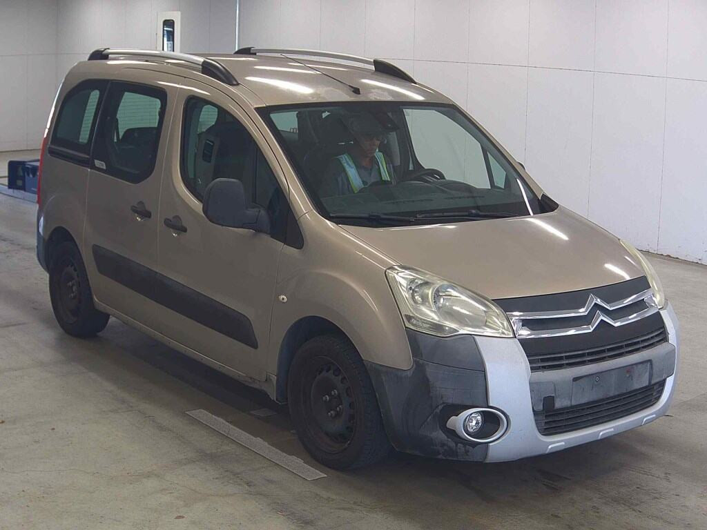 Citroen Berlingo 2010 z aukcji japońskiej