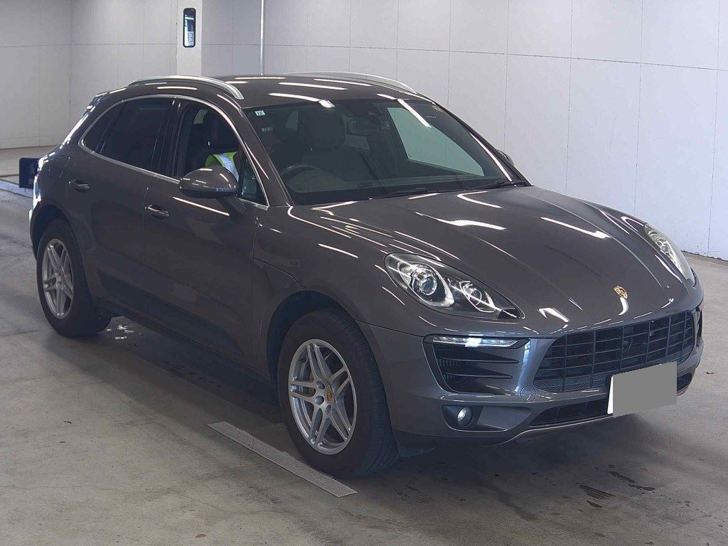 Porsche Macan 2015 з японського аукціону