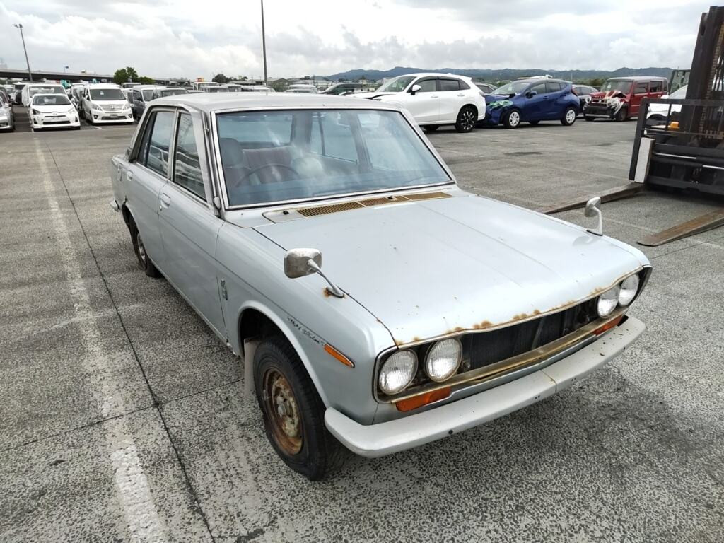 Nissan Datsun Bluebird 1972 z aukcji japońskiej
