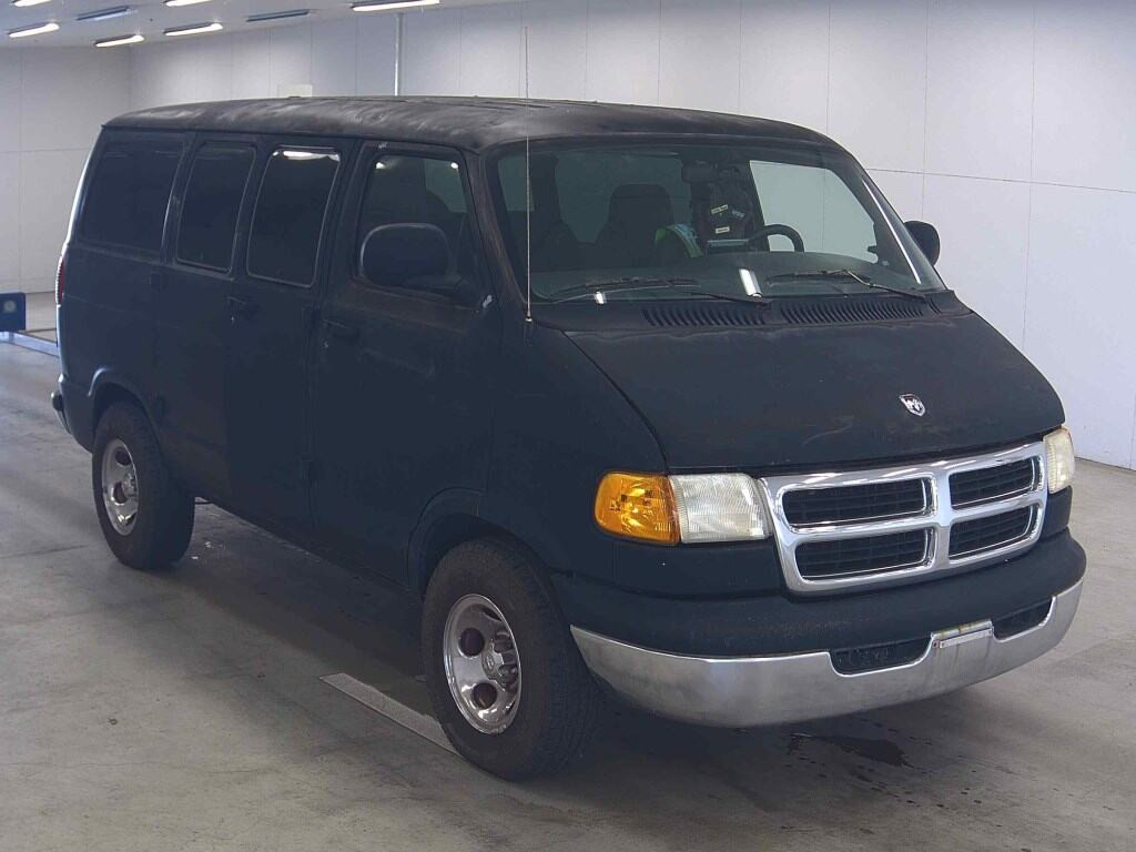 Dodge 2003 z aukcji japońskiej