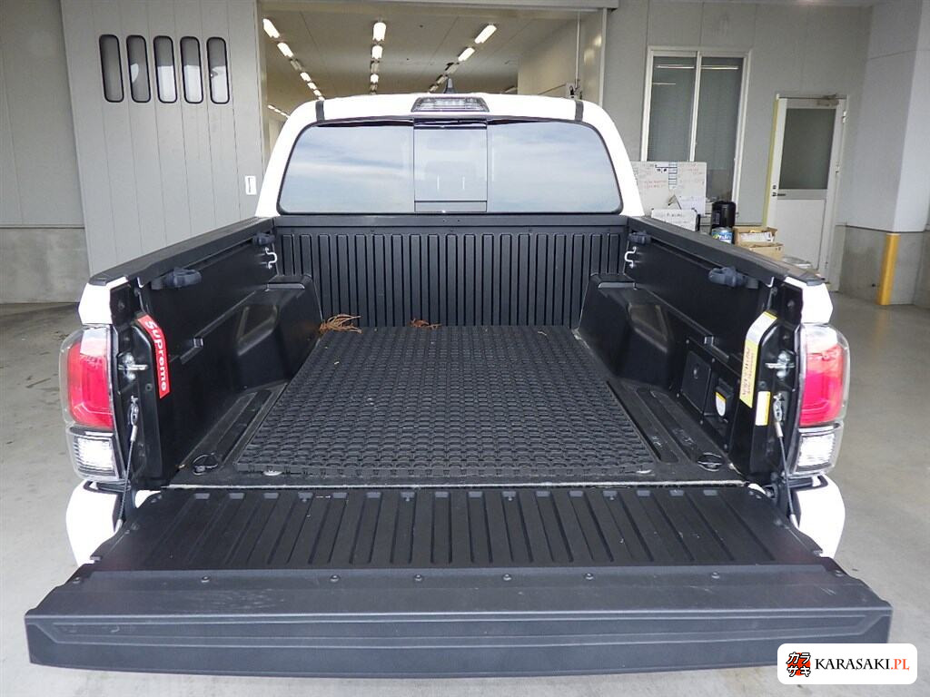 2022 America Toyota Tacoma 4D 4WD Double Cab TRD Off-Road 6