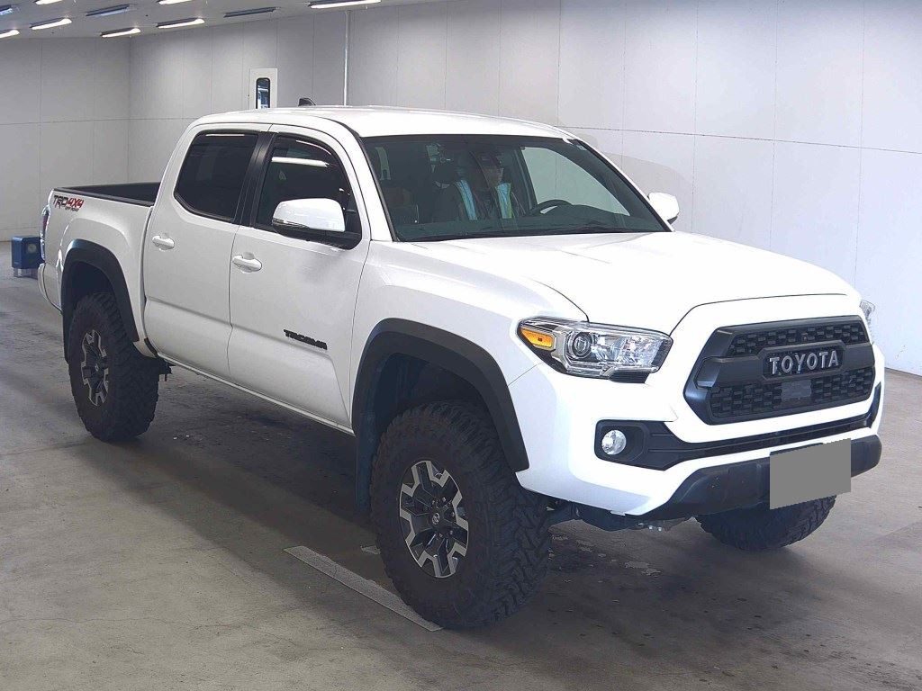 America Toyota Tacoma 2022 z aukcji japońskiej