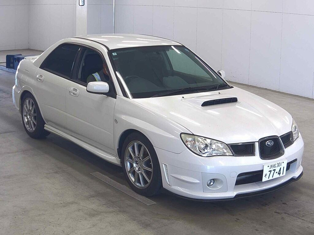 Subaru Impreza WRX 2007 z aukcji japońskiej