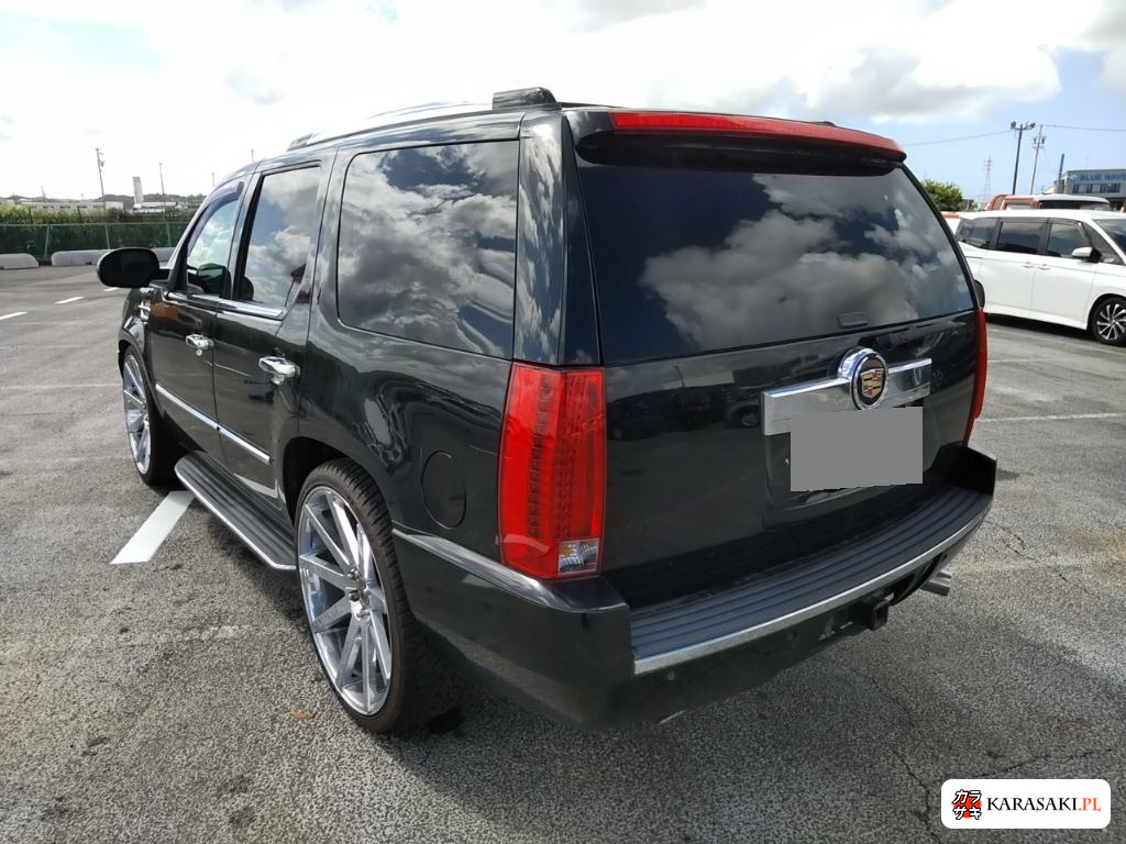 2013 Cadillac Escalade 2