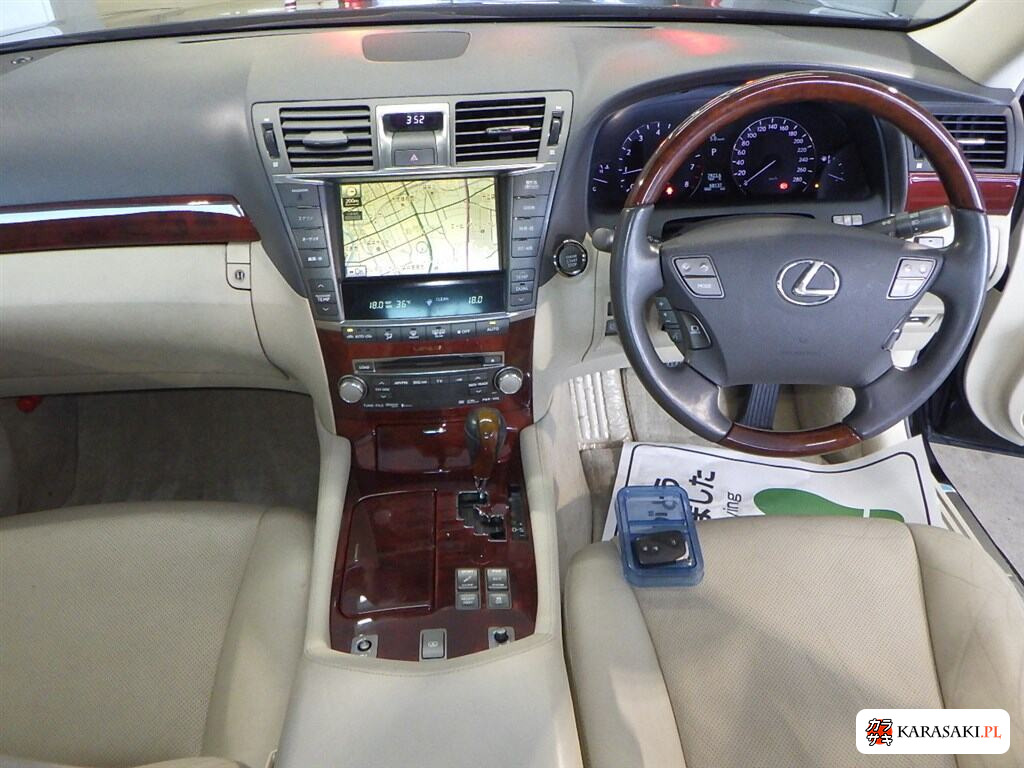 Lexus LS 2009 z aukcji japońskiej