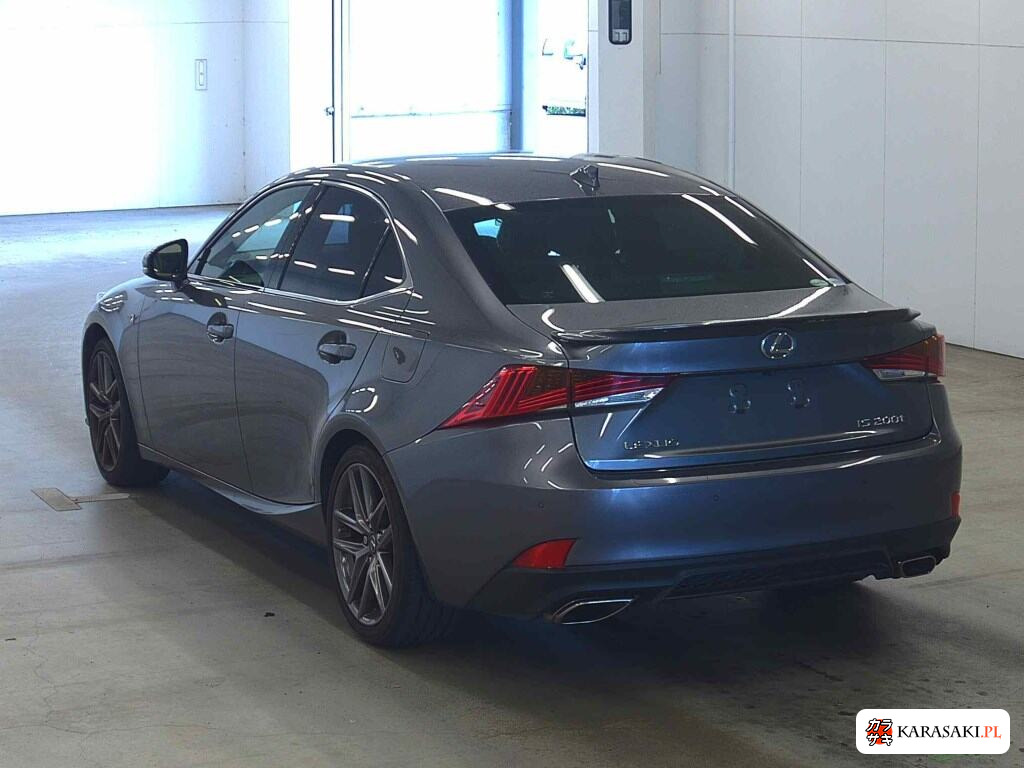 Lexus Is 2016 z aukcji japońskiej