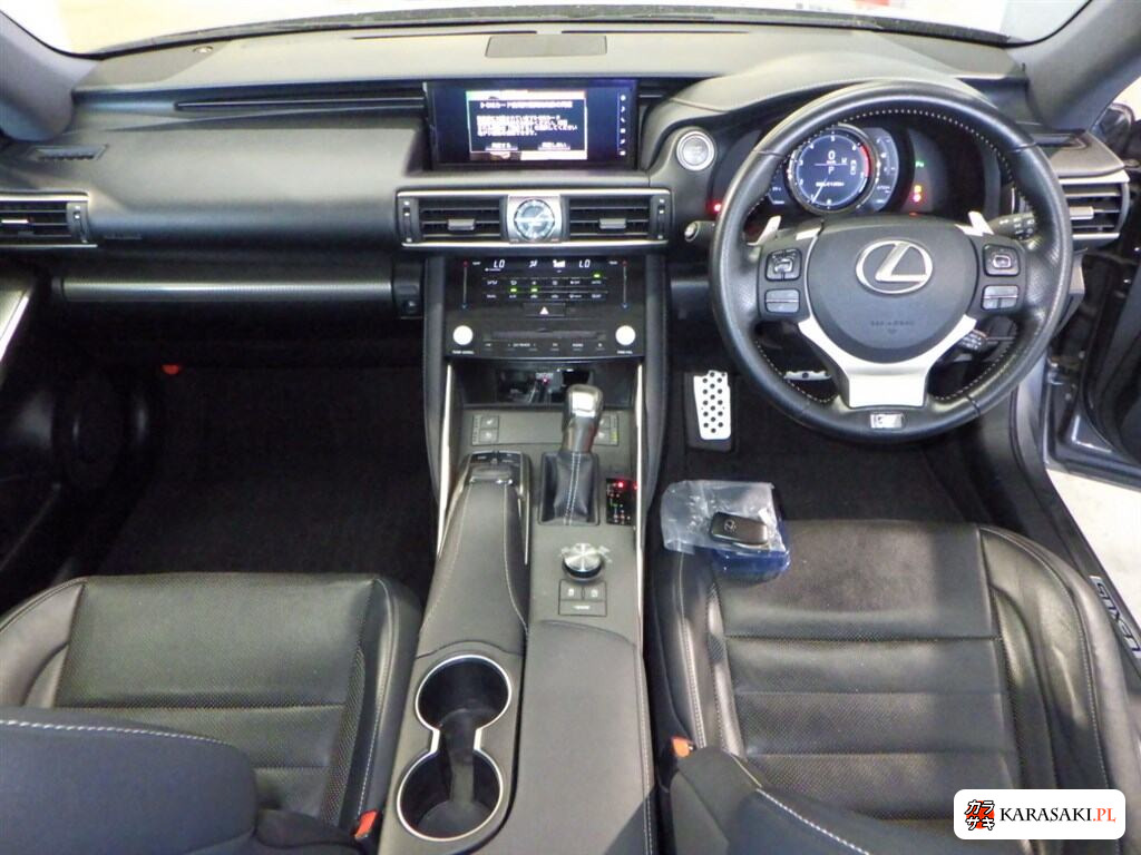 Lexus Is 2016 z aukcji japońskiej