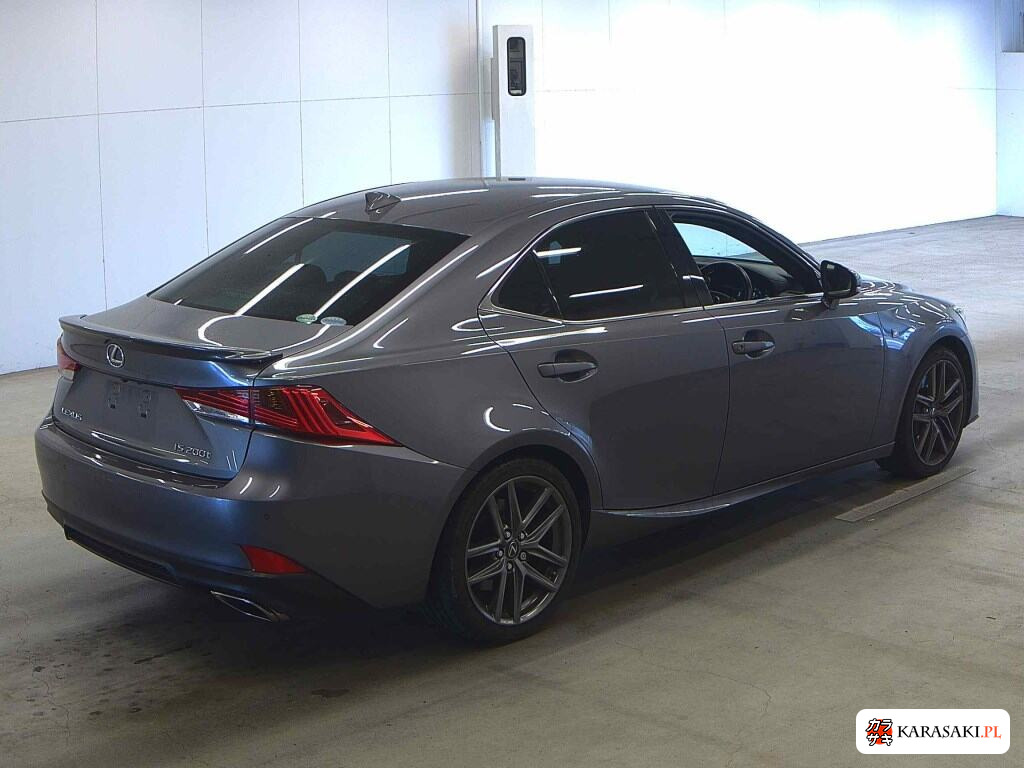 Lexus Is 2016 z aukcji japońskiej