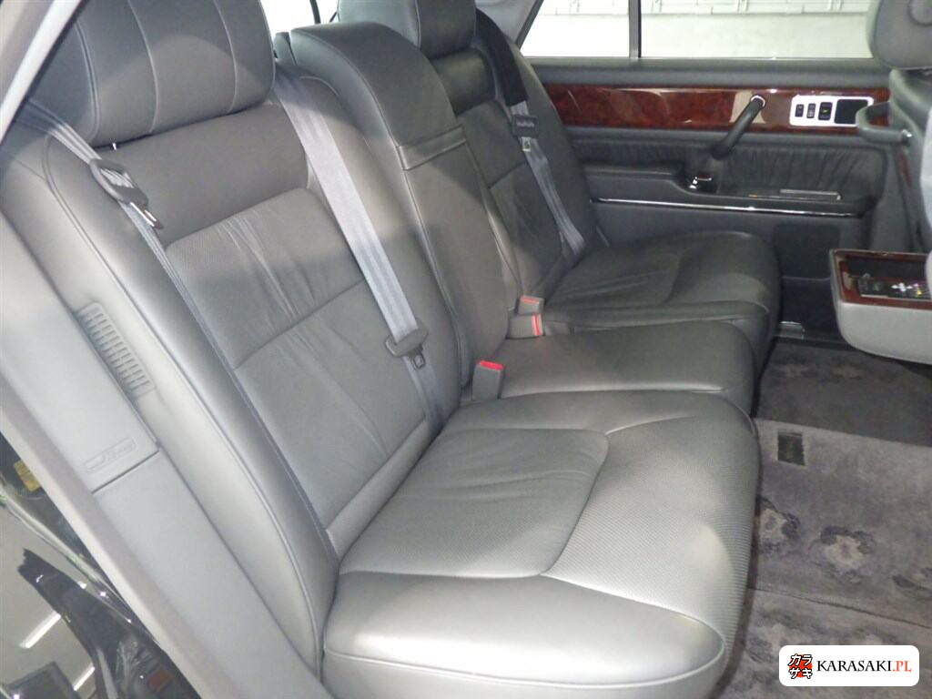 Toyota Century 2014 z aukcji japońskiej