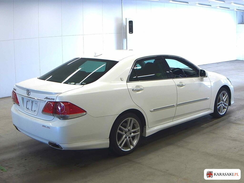 Toyota Crown 2011 z aukcji japońskiej