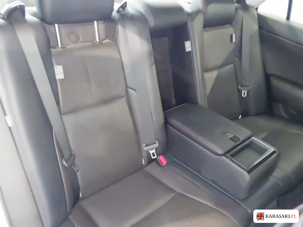 Toyota Crown 2012 z aukcji japońskiej