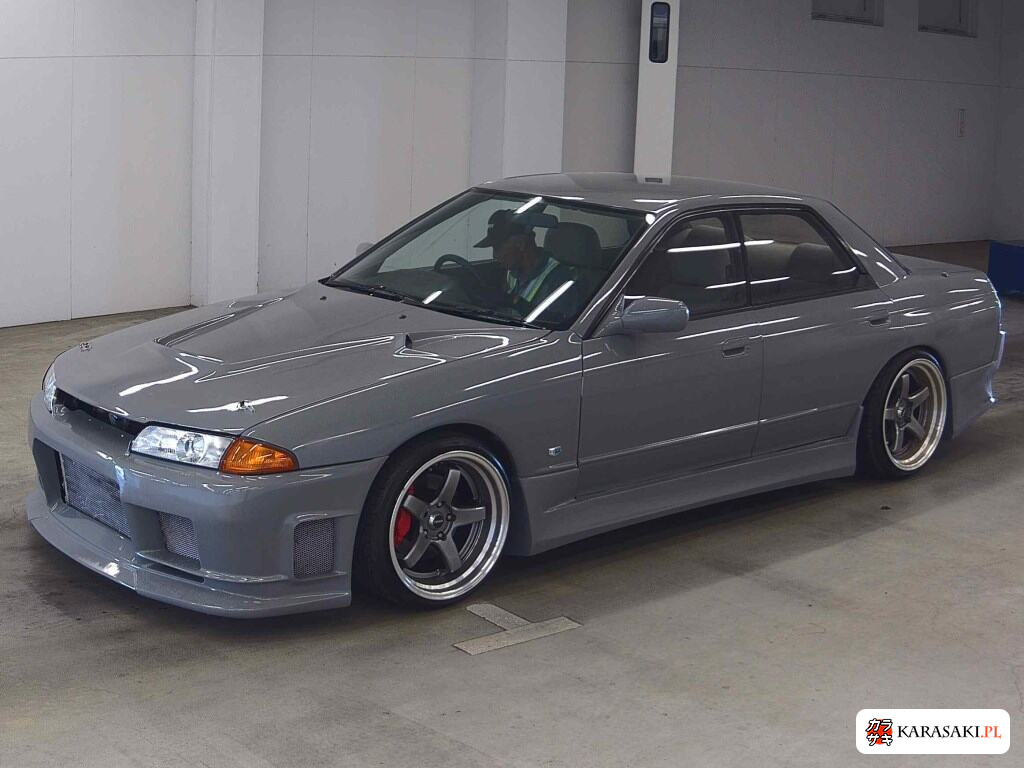 Nissan Skyline 1993 z aukcji japońskiej